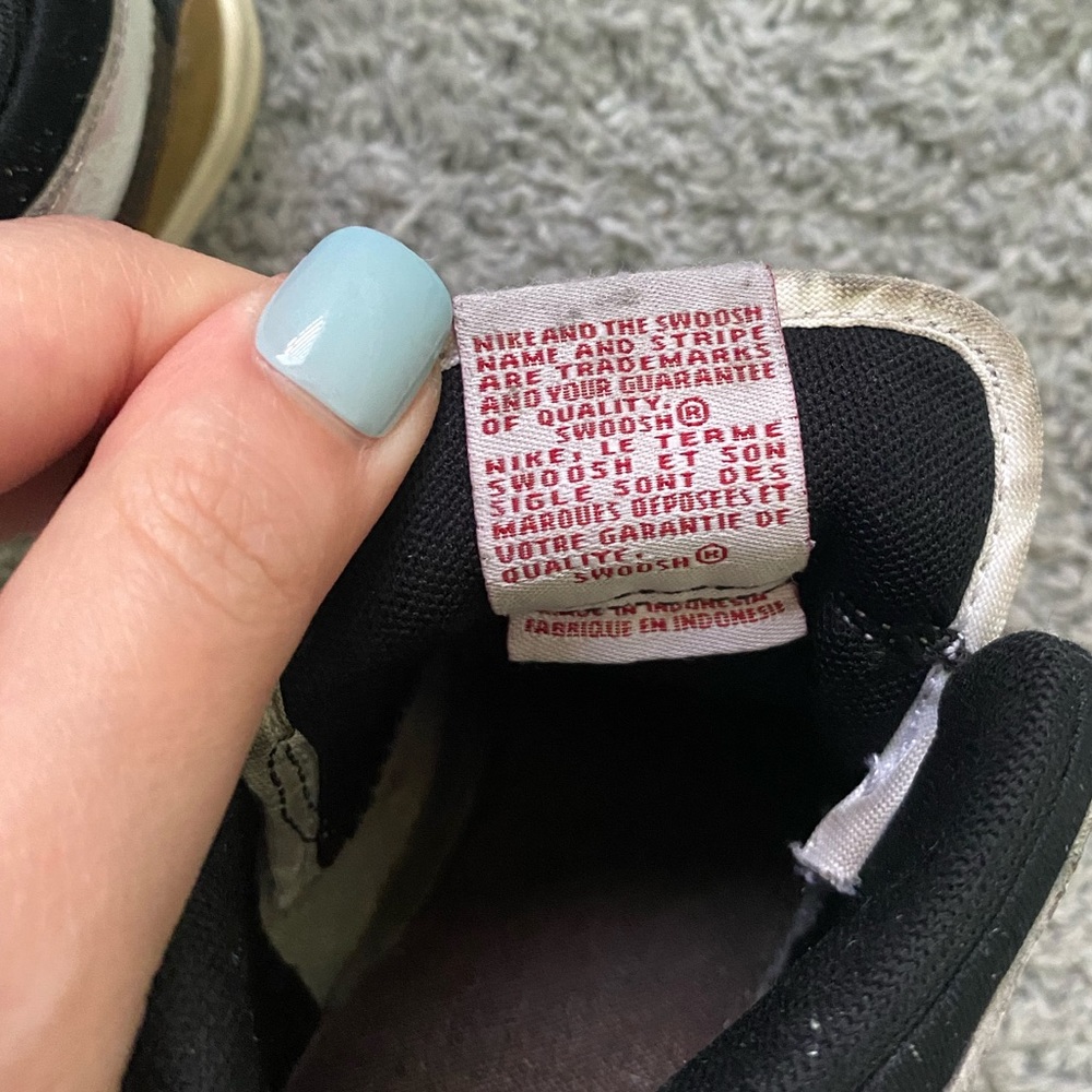 Toddler Nike Jordan Sneakers - Picture 3 of 15